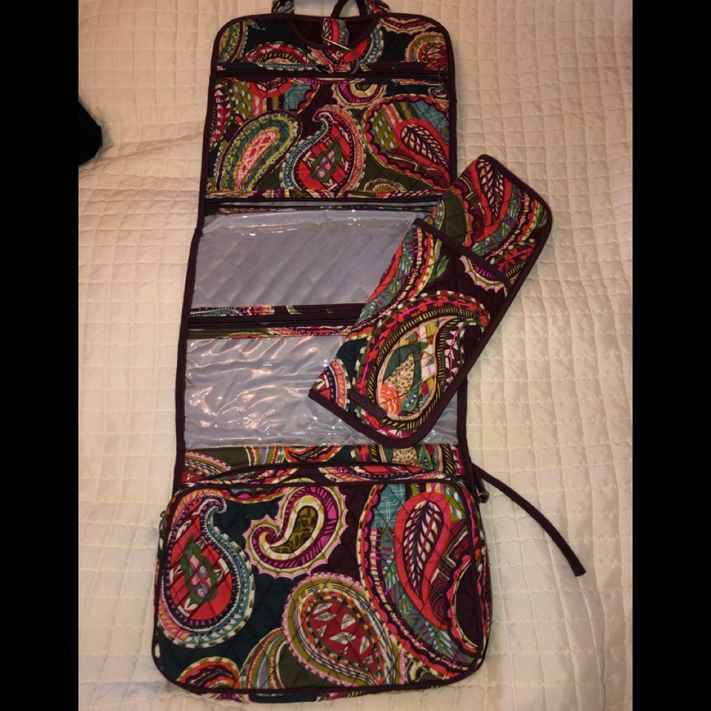 Vera Bradley Hanging Travel Kit w/ Hot tool holder